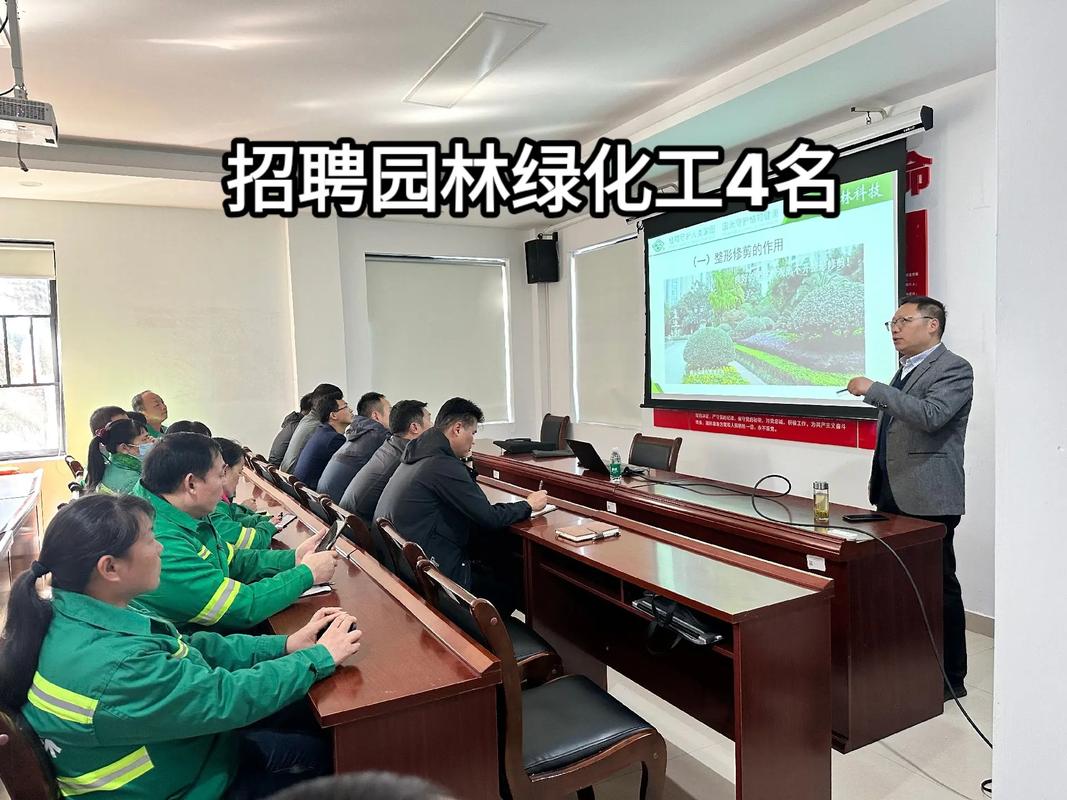 东莞凤岗有哪些工厂在招工，东莞工程类园林绿化施工招聘。